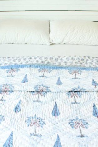 sky-blue-plant-blanket-front