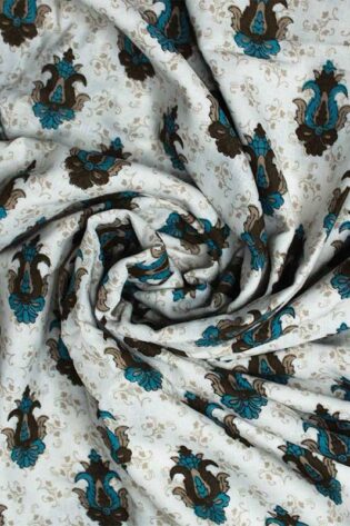 white-flora-printed-quilt