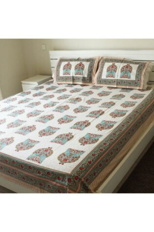 bird-prin- bed-sheet-with-pillow-cover-in-dark-green-border