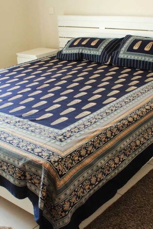 blue-traditional-double-bedsheet-with-2-pillow-covers-side