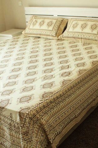 brown-border-150-tc-cotton-double-size-bedsheet-with-2-pillow-covers-side