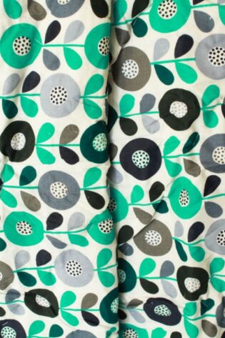 two-pattern-circle-color-light-floral-print-baby-dohar-back