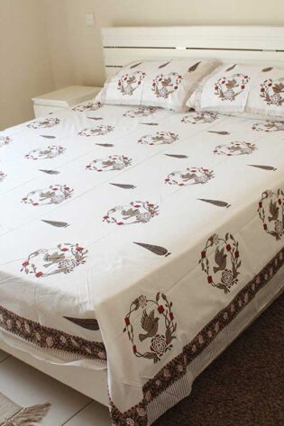 white-floral-tc-bedsheet-with-2-pillow-covers-side