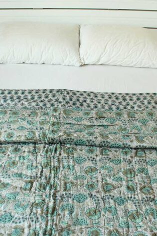 Dark Black - Floral Blanket Cotton Quilts - Double