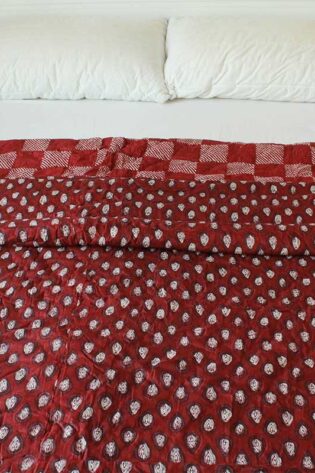 Red Cotton Quilts White Floral Print - Cotton Double Bed Quilt