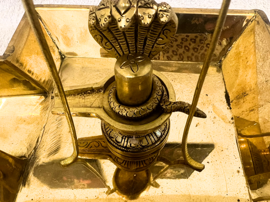 Brass Abhishek Full Set with Shivling - Image 2